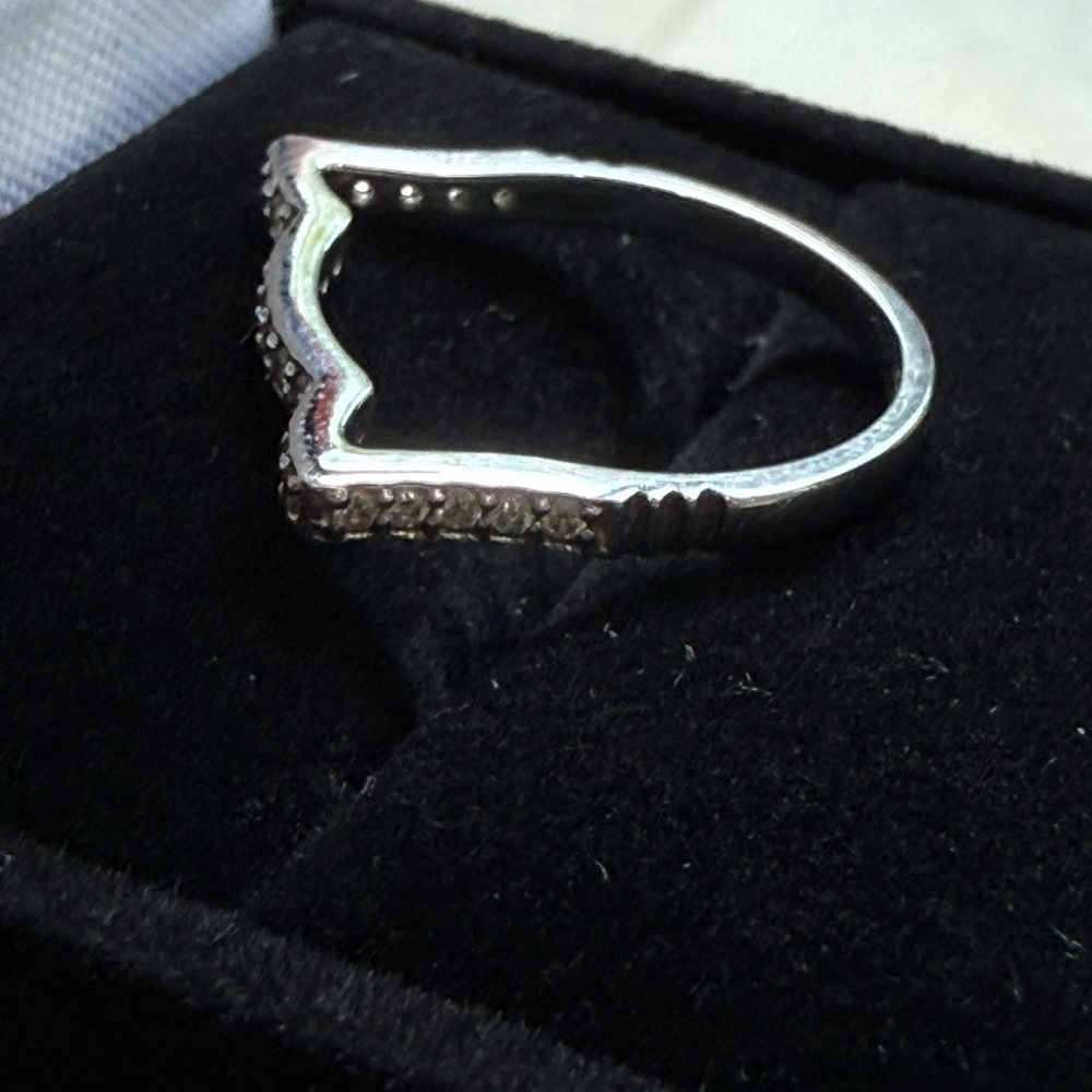 14k White Gold Diamond Cat Stackable Ring Size 6 - Picture 5 of 8